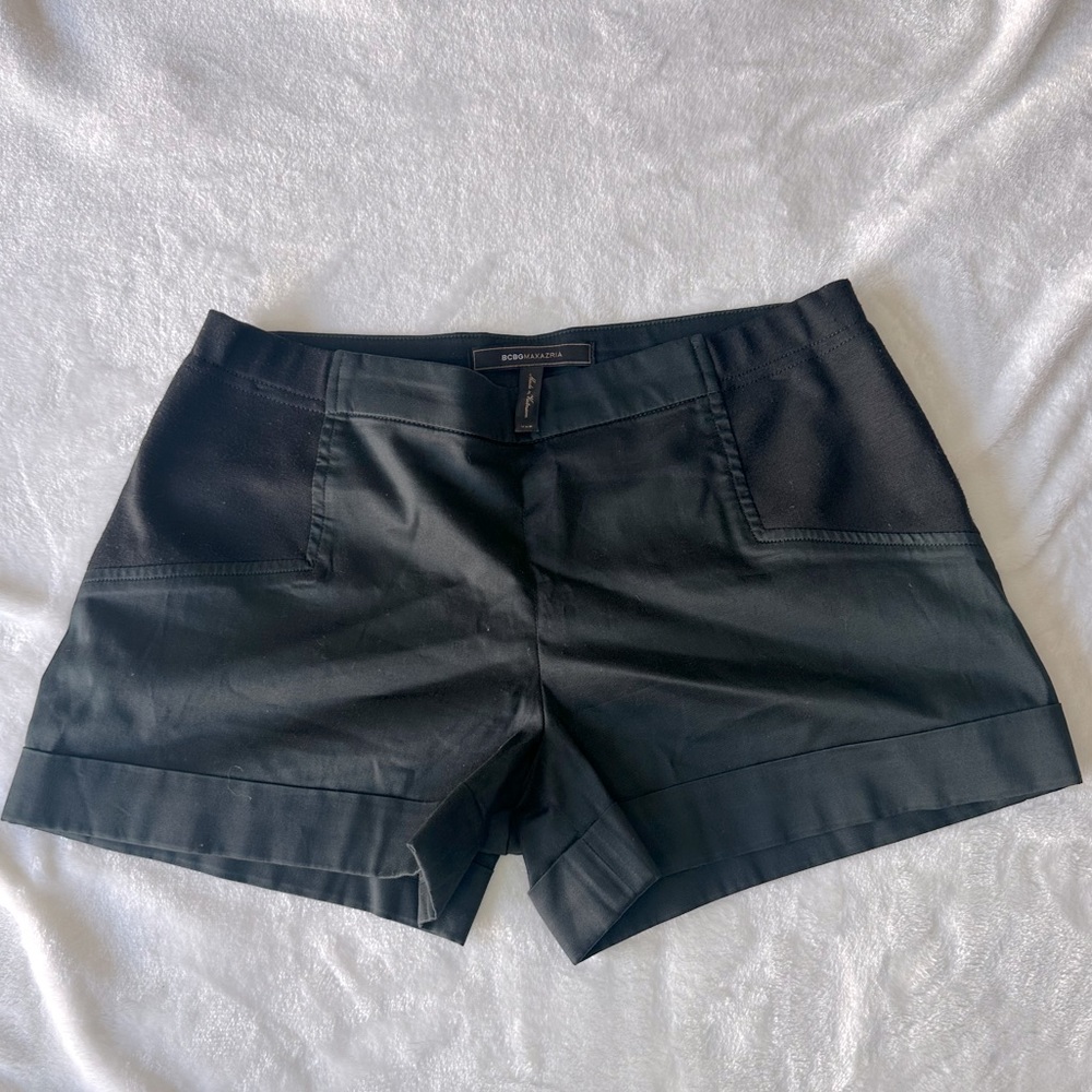 BCBGMAXAZRIA Short Pants, size XXS, Black